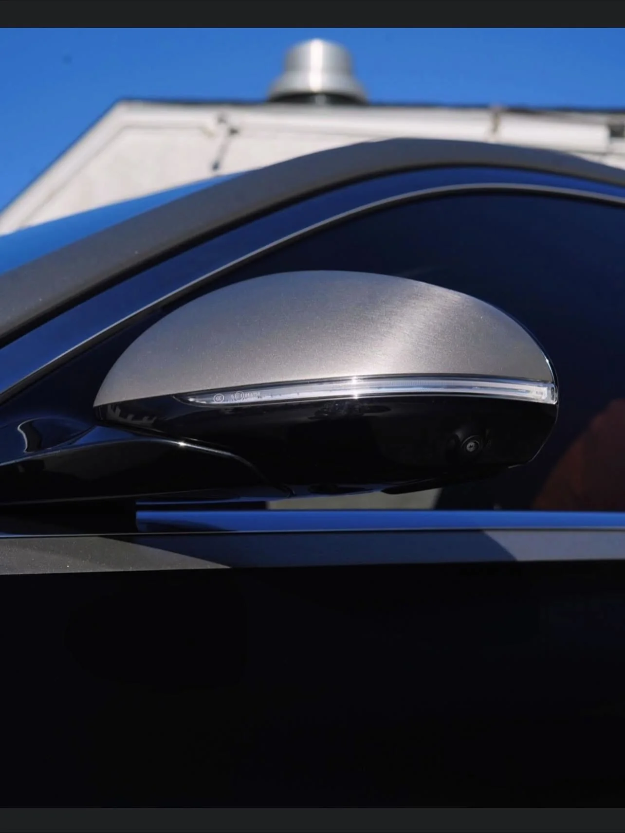 Tint Detail · Maybach